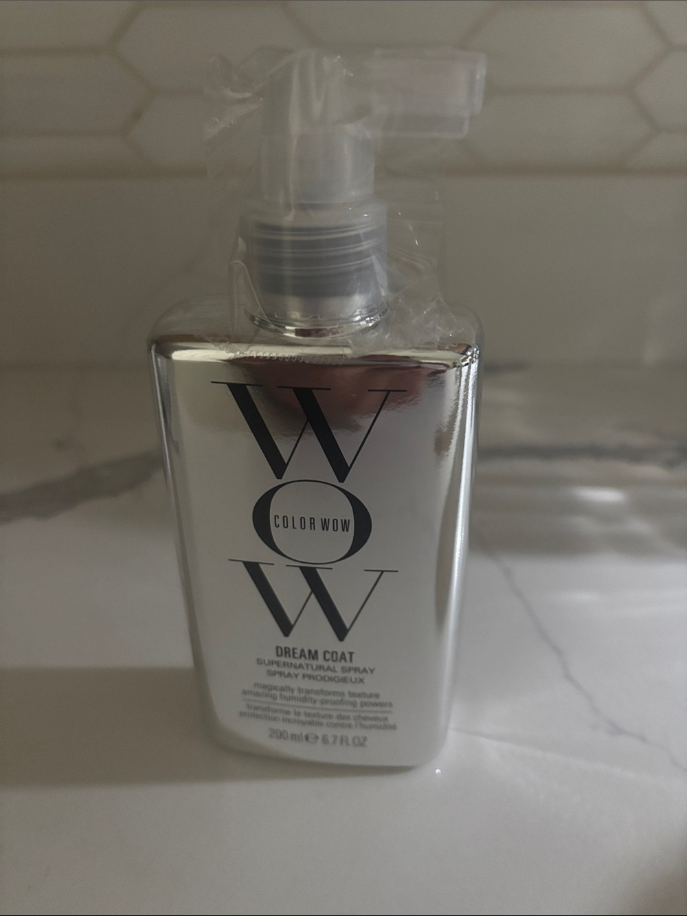 COLOR WOW Dream Coat Supernatural Spray - Silver Bottle